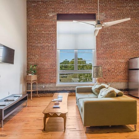 لافايت Cajun Stays - Buchanan Lofts - #8 - Downtown المظهر الخارجي الصورة